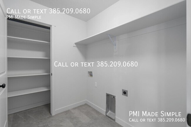 Building Photo - 65 1320