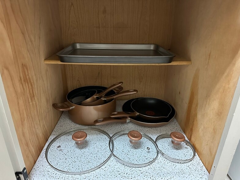 Building Photo - 1294 Old Newport Hwy