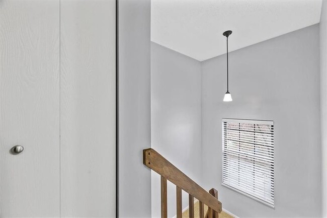Building Photo - 1101 Timberglen Dr