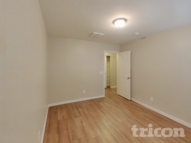 Building Photo - 3781 E Superior Rd