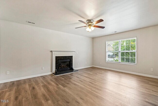 Building Photo - Earn Wealth While Leasing - Like a Homeown...