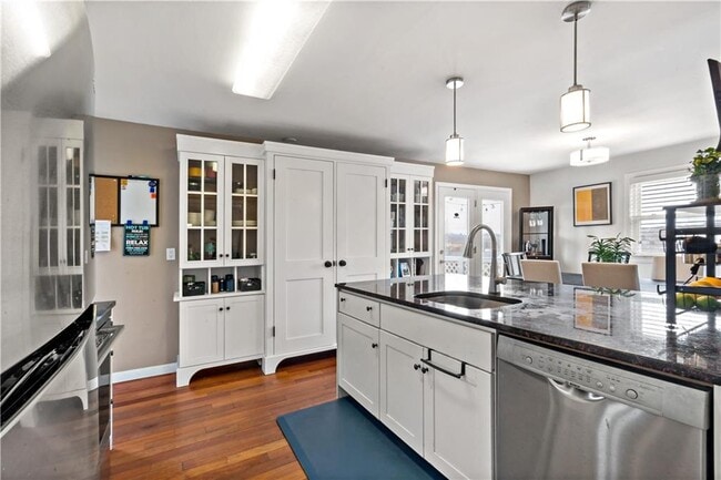 Building Photo - 3 Paul Ave