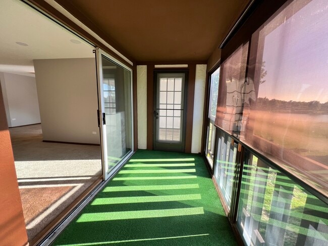 Building Photo - 15514 Orlan Brook Dr