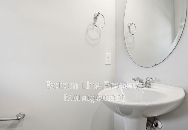 Building Photo - 260 Garden Vine Trl