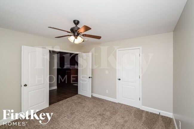 Building Photo - 605 Hidden Brook Trail