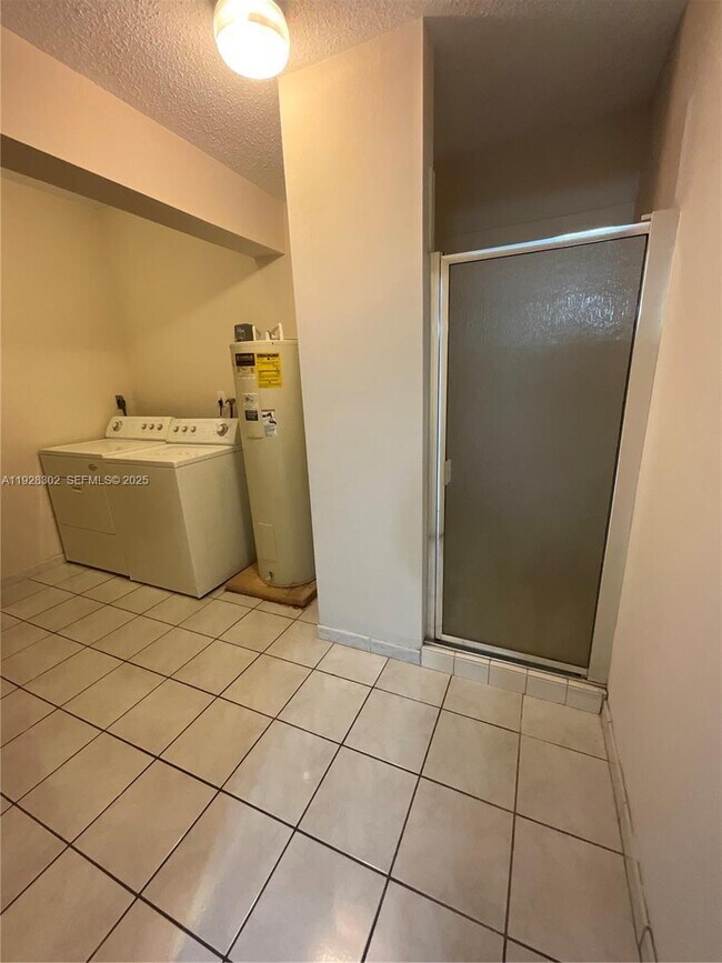 Building Photo - 13701 SW 84th St