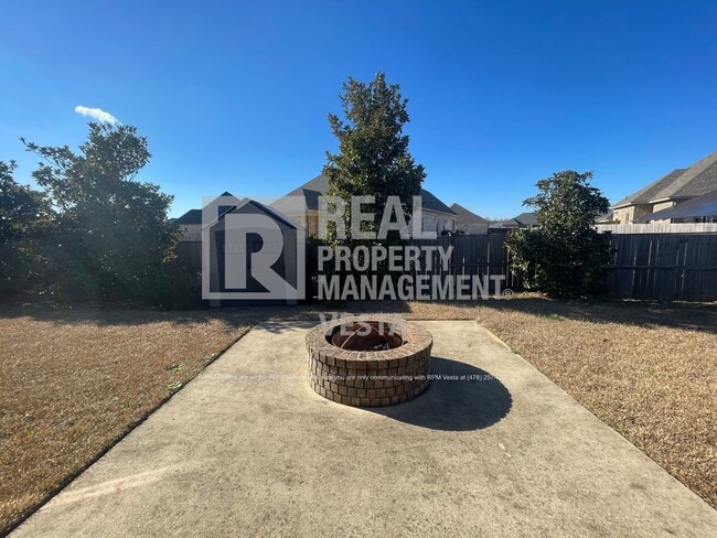 Building Photo - 307 Amber Dr