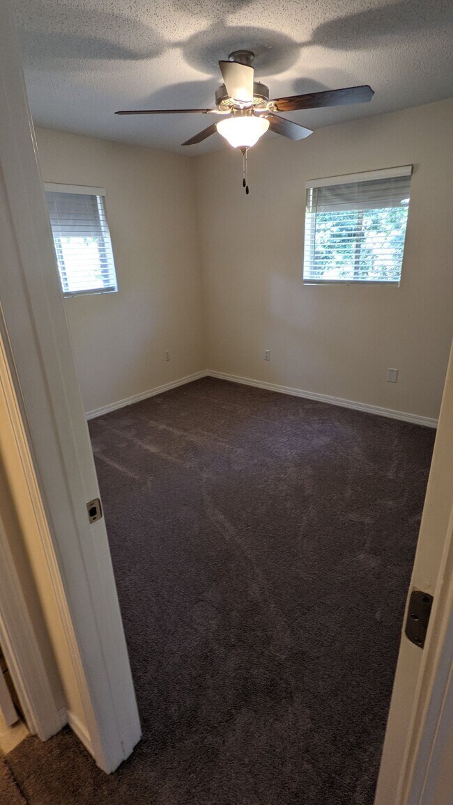 Building Photo - 7903 Whitmire Dr