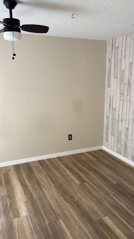 Building Photo - 4304 Creekside Blvd