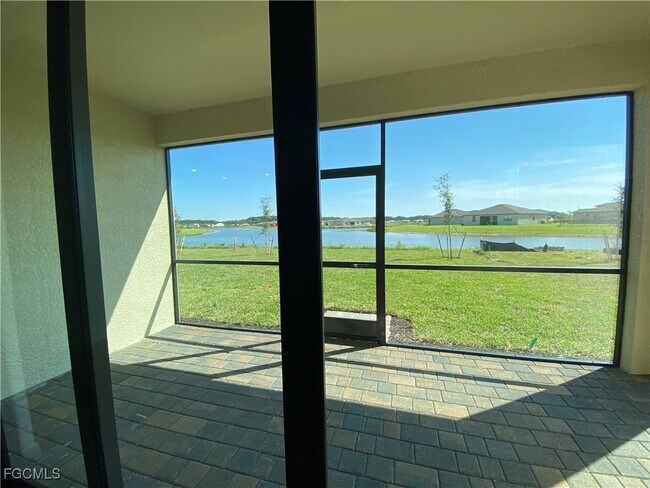 Building Photo - 14857 Portico Blvd