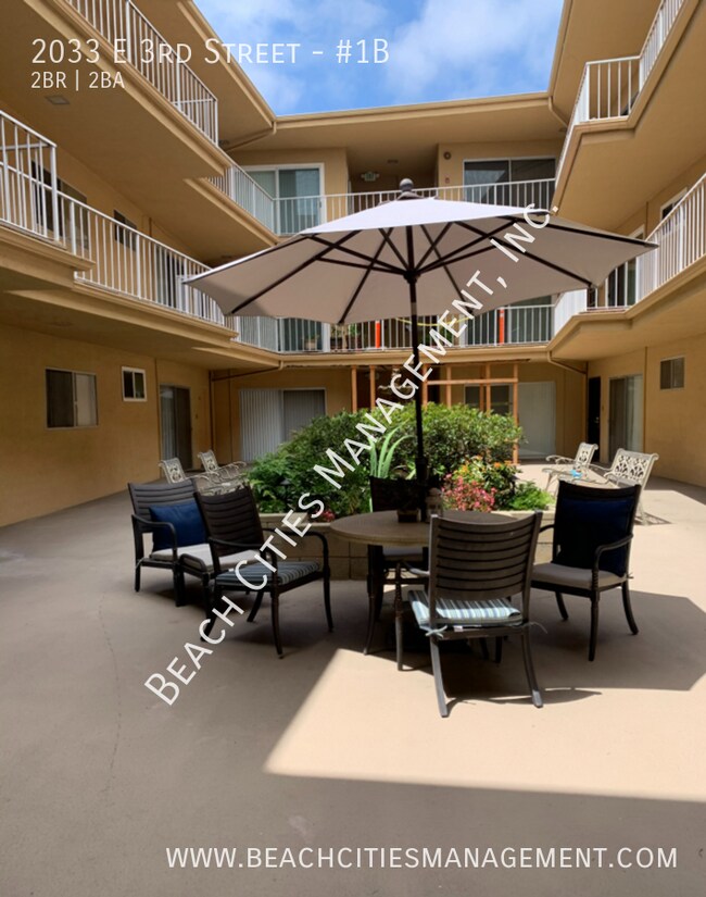 Building Photo - 2033 E 3rd St