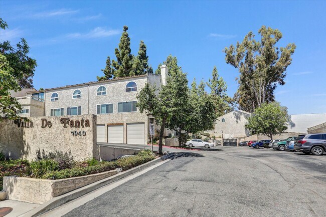 Building Photo - 7940 University Ave