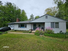 Building Photo - 69 Piscataqua Rd