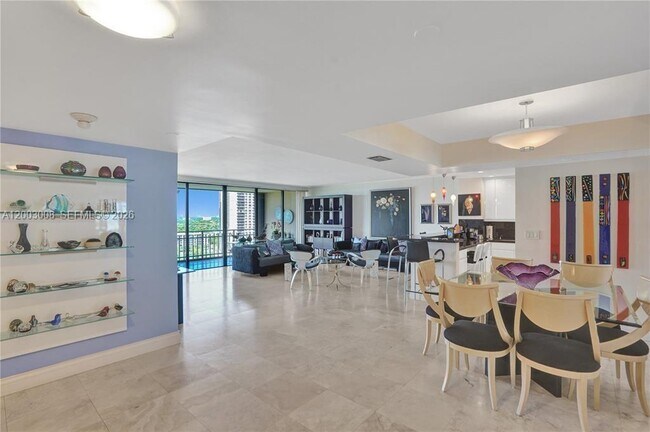 Building Photo - 11113 Biscayne Blvd