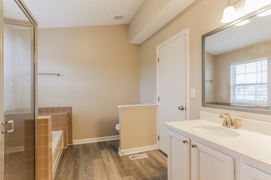 Building Photo - 8711 Firstgate Dr