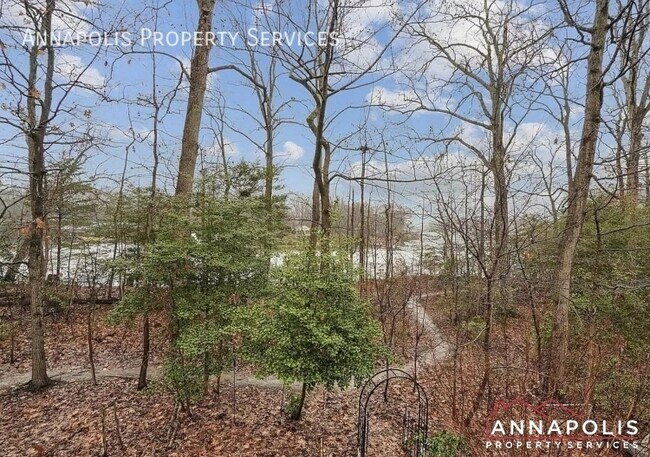 Building Photo - 418 Crane's Roost Ct