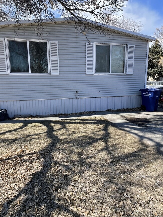 Primary Photo - 630 N Adam Dr