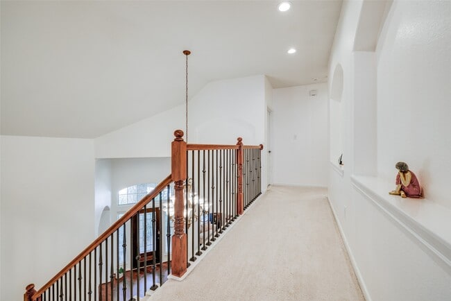 Building Photo - 5722 Ballina Canyon Ln