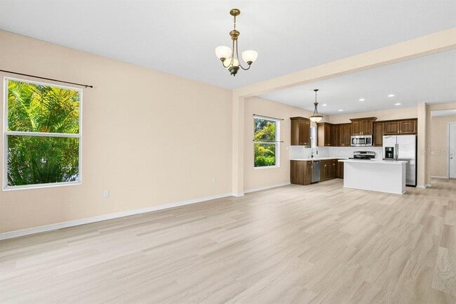 Building Photo - 11790 Fennemore Way