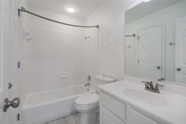 Building Photo - 2279 Fernspring Dr