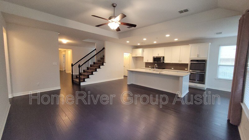 Building Photo - 336 Beretta Cir
