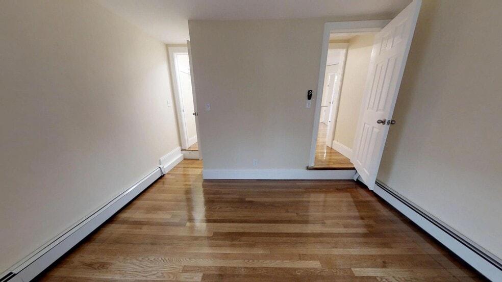 Building Photo - 62 Walden St