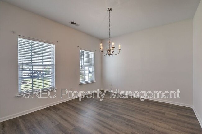 Building Photo - 459 Green Park Ln