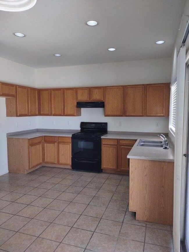 Building Photo - 6809 W Nicolet Ave