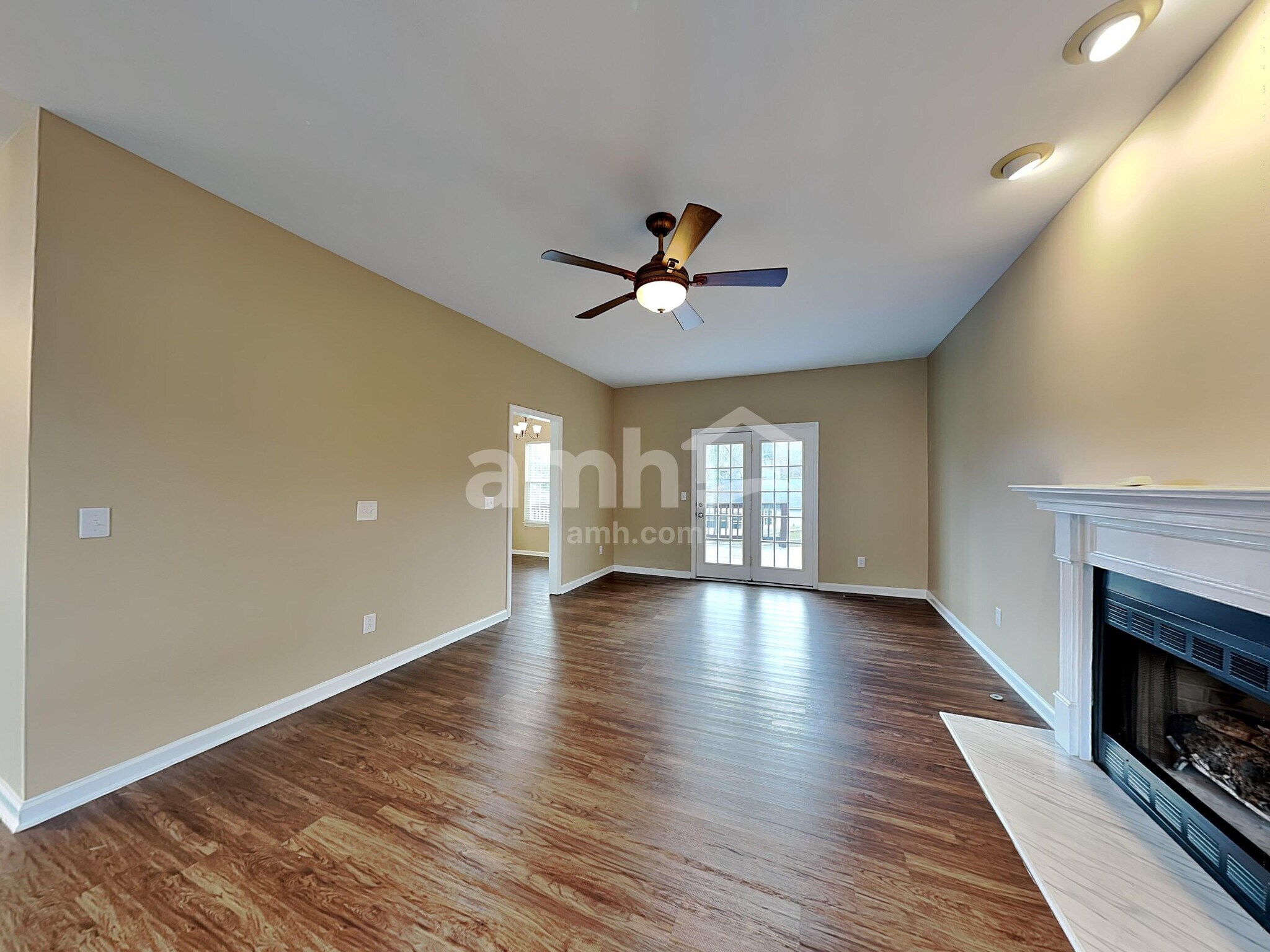 Building Photo - 2002 Woods Run