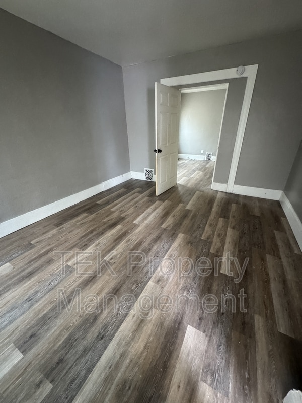 Building Photo - 215-217 Emerson Street