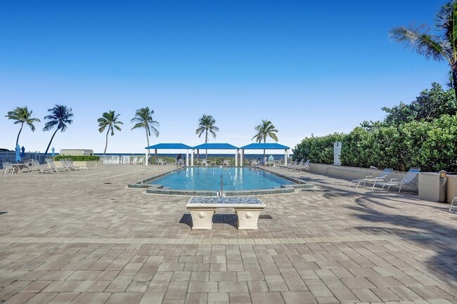 Building Photo - 2000 S Ocean Blvd