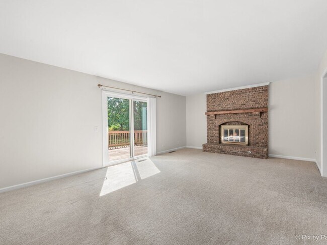Building Photo - 1412 Rolling Grove Ct