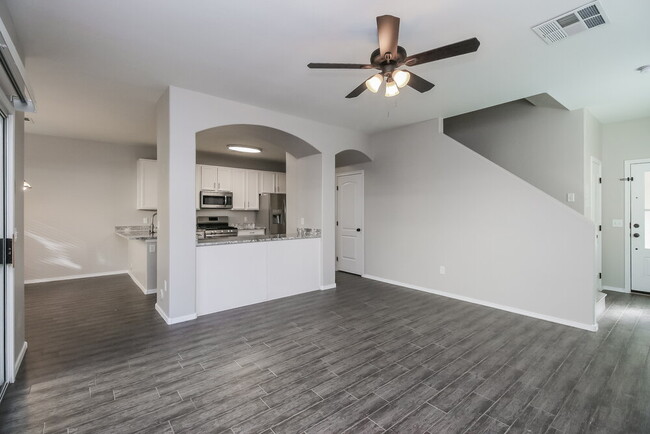 Building Photo - 4178 E Orchid Ln
