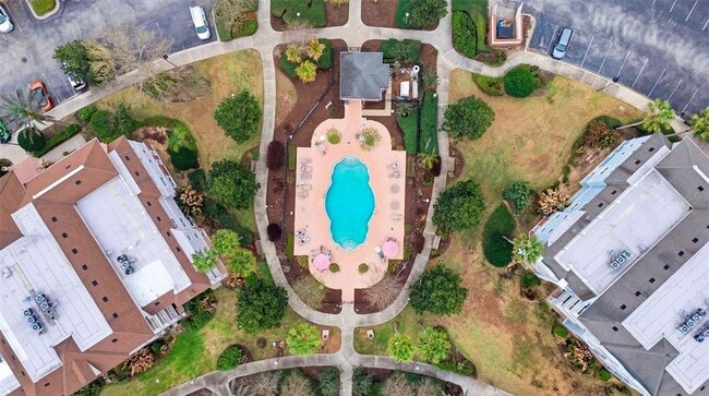 Building Photo - 7848 Somersworth Dr