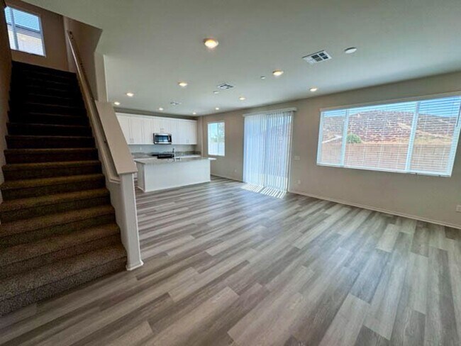 Building Photo - 31799 Woodbank Wy