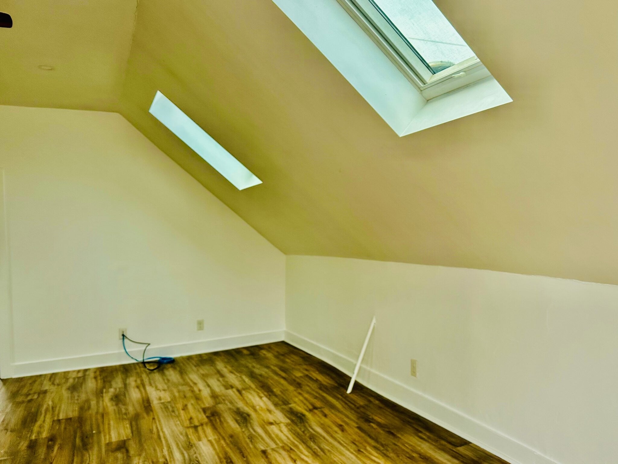 Building Photo - 288 Pleasant St