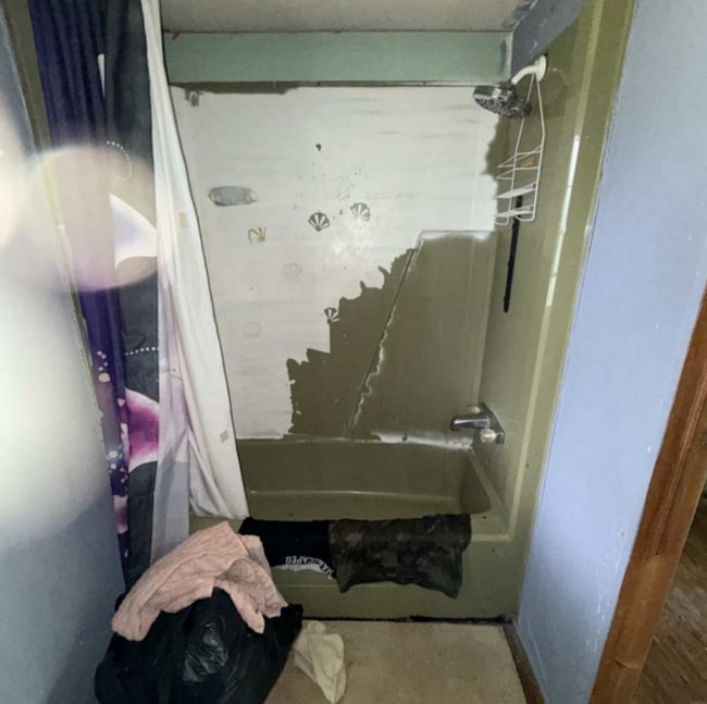 Building Photo - 411 S Grover Ave