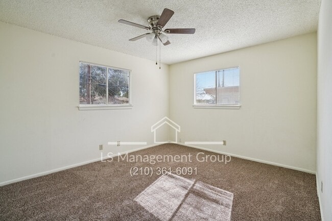 Building Photo - 6607 Cherryleaf St