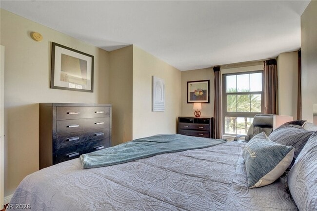 Building Photo - 29 Montelago Blvd