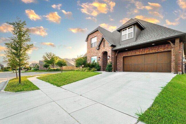 Building Photo - 764 Tallgrass Dr