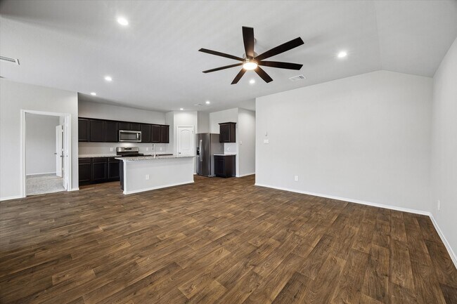 Building Photo - 40463 Gdn Hts Ln