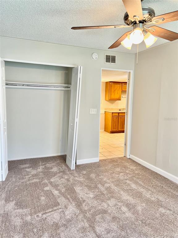 Building Photo - 6065 Village Cir S
