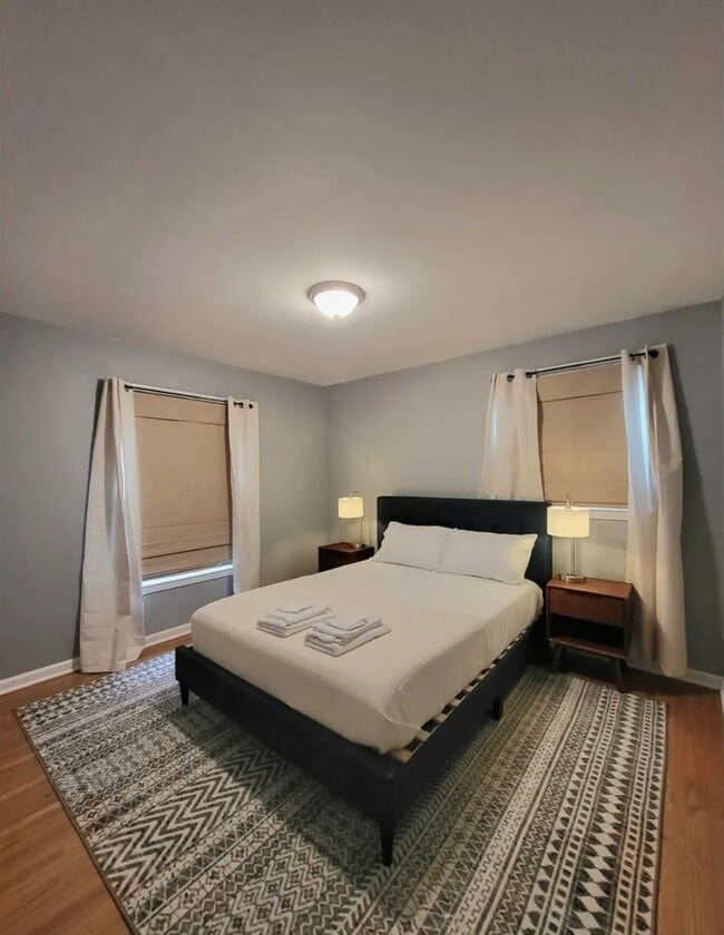 Building Photo - 68 Durrett Dr