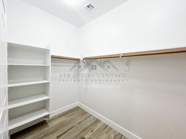 Building Photo - 1674 S Constellation Way