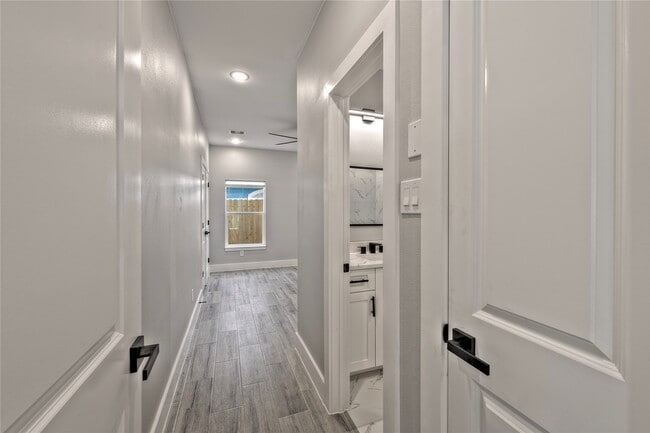 Building Photo - 9301 E Avenue L