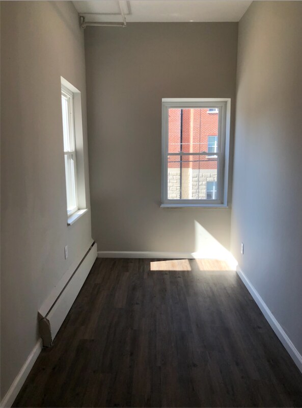 Building Photo - 2232 St James Ave