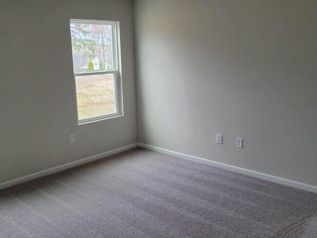 Building Photo - Single Family Home