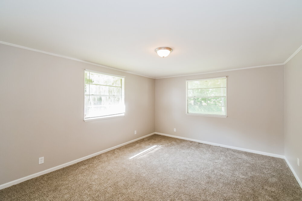 Building Photo - 5204 Mays Dr