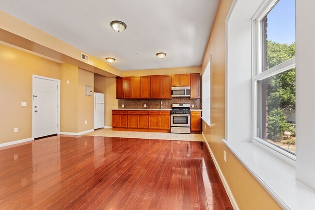 Building Photo - 39 North Burnett Steet