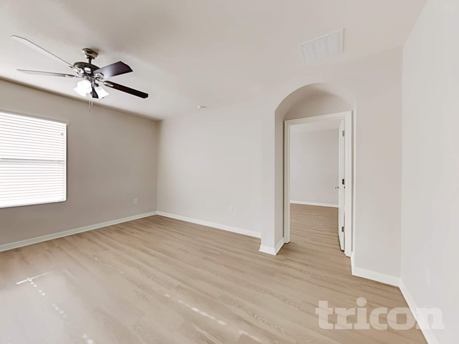 Building Photo - 2449 Valhalla Dr